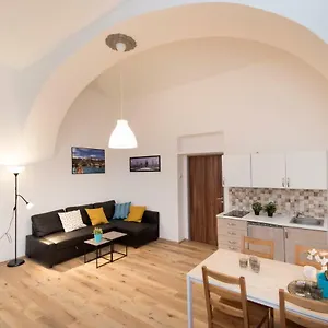  Apartament Near Wenceslas Square